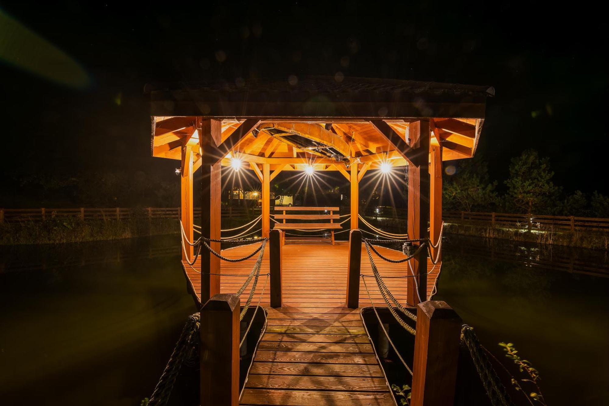 Glamping Pod Gwiazdami Pietrusza Wola Hotel Kültér fotó